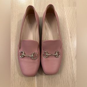 Women's Gucci leather loafer